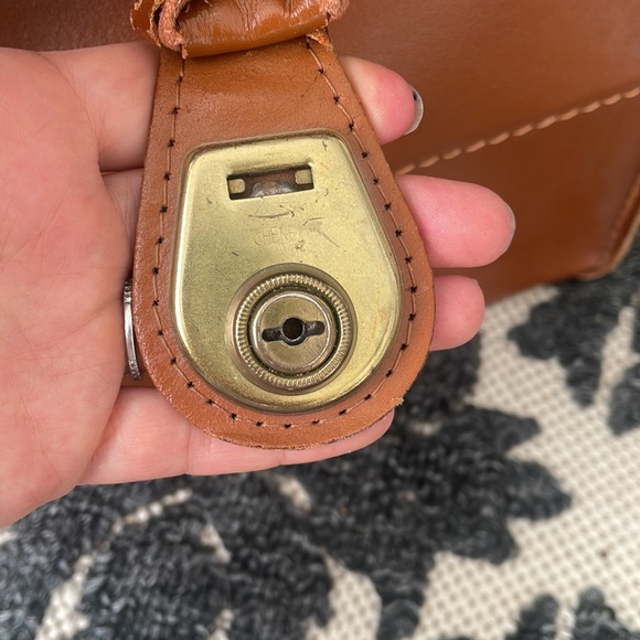 Vintage leather doctor bag - Picture 10 of 13